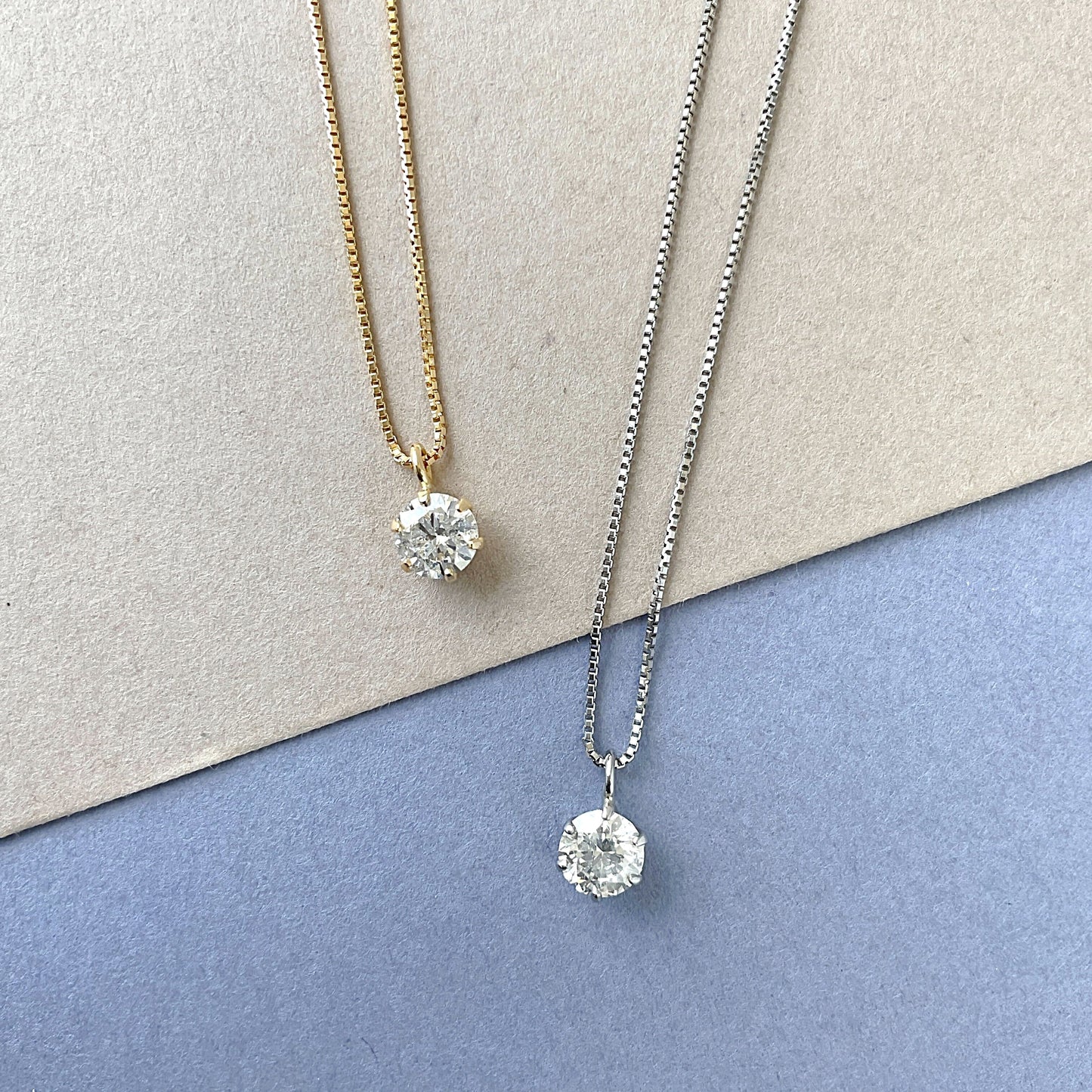 ダイヤひと粒ジュエリー 18金ペンダント0.3ct/ピアス2点セット0.6ct 、計0.9ct