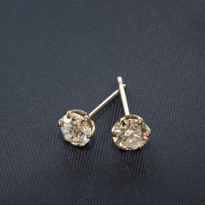 プラチナ ダイヤ ひと粒ジュエリー ペンダント0.3ct/ピアス0.6ct 合計